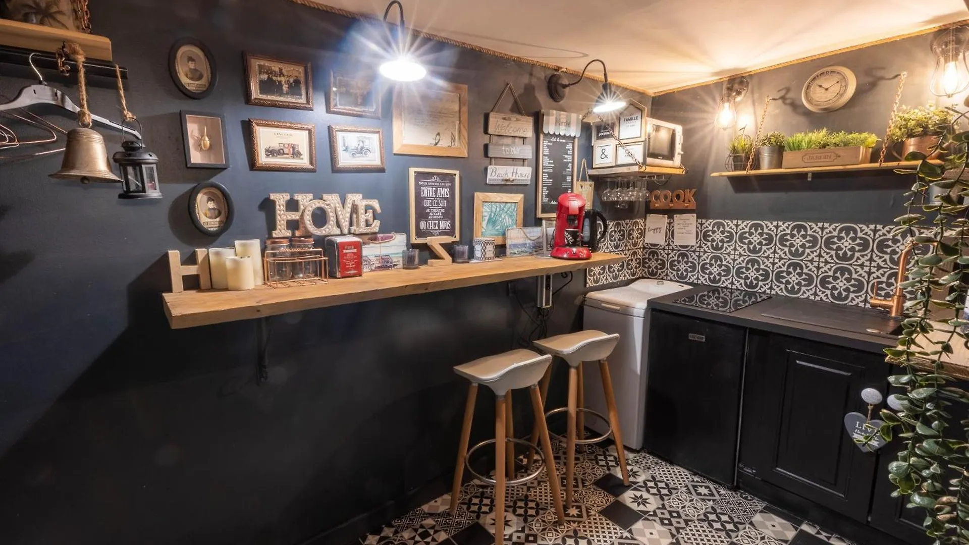 Eiffel Tower Area Apartment Paris France